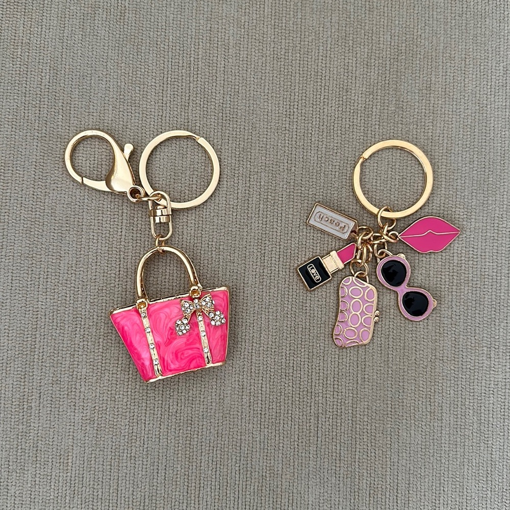 Unbranded bag charm and keychain.